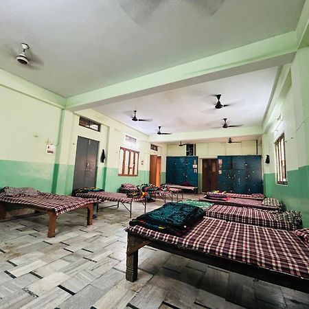 Satsang Lodge Varanasi Exterior photo