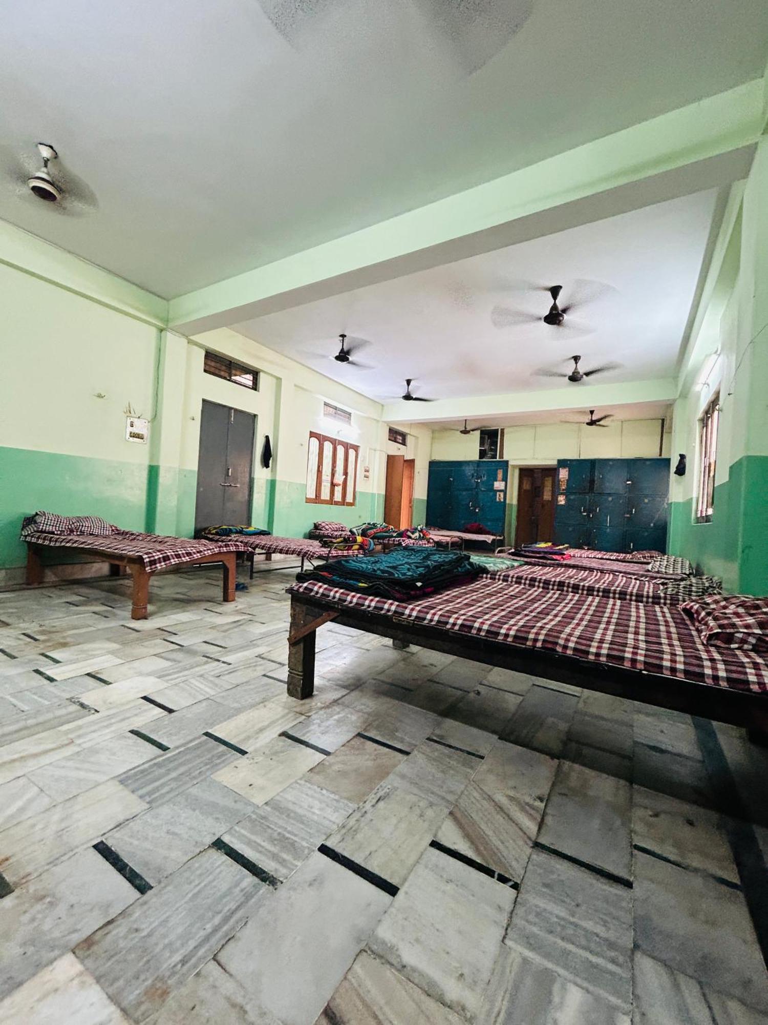 Satsang Lodge Varanasi Exterior photo