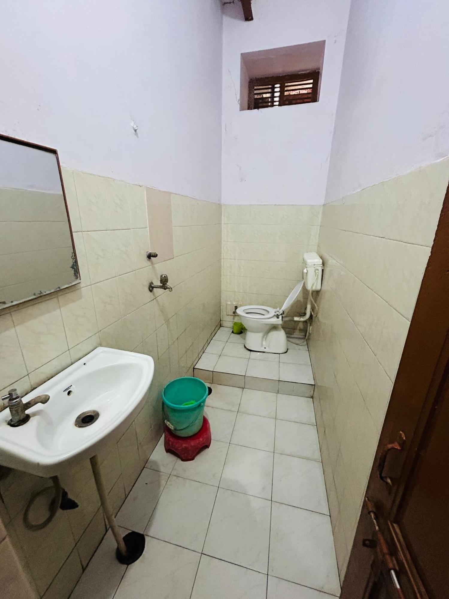 Satsang Lodge Varanasi Exterior photo